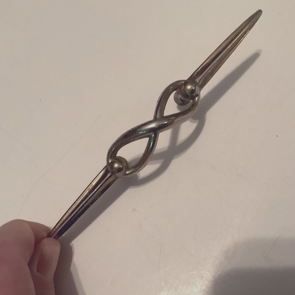 Vintage 2 atomic metal pulls for furniture- hard to find design- used